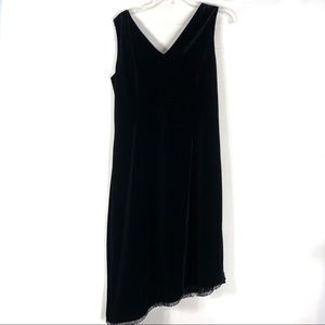 Donna Ricco New York Sheath Velvet Beaded Dress